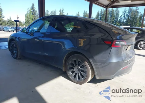 2024 Tesla Model Y Long Range Dual Motor All-Wheel Drive from USA, damaged, VIN 7SAYGAEE8RF088791